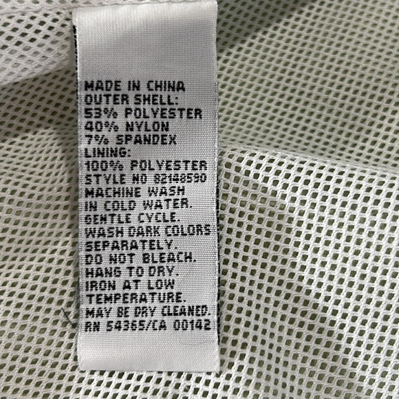 Alia two-piece outfit, vest is size M 3 pockets , pants size 12 with 2 pockets - Picture 3 of 16